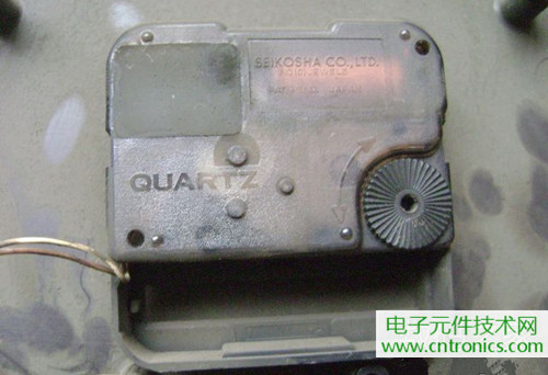 拆個老古董，日本精工石英電子掛鐘拆解