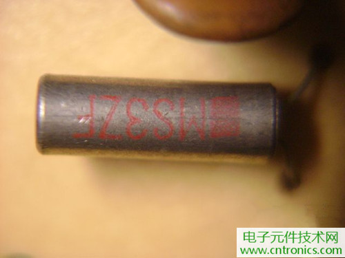 拆個老古董，日本精工石英電子掛鐘拆解