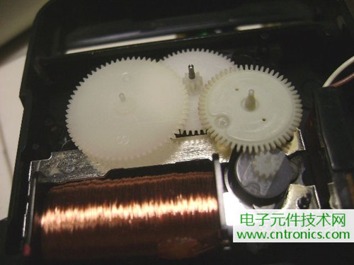 拆個老古董，日本精工石英電子掛鐘拆解