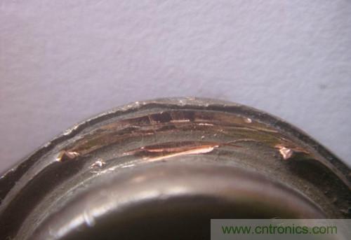 暴力拆解對比:進口金封三極管VS國產(chǎn)金封三極管