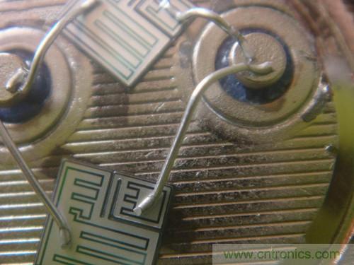 暴力拆解對比:進口金封三極管VS國產(chǎn)金封三極管