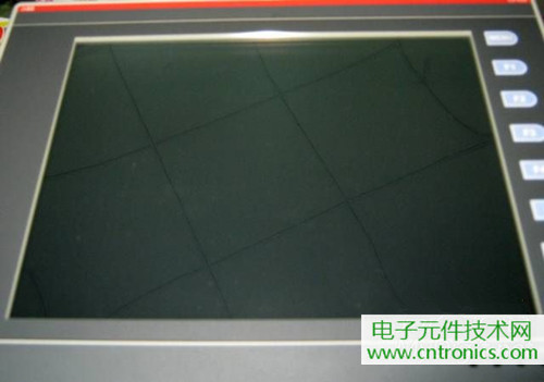 觸摸屏售價(jià)過萬(wàn)？一臺(tái)工控設(shè)備觸摸屏拆解