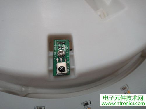 高端大氣上檔次！智能遙控調(diào)光LED吸頂燈拆解