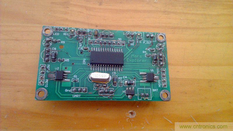 牛人力作！PCB版藍(lán)牙智能小車(chē)DIY