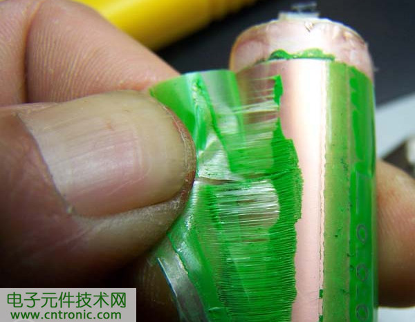 筆記本電池拆解，探秘電池內(nèi)部結(jié)構(gòu)
