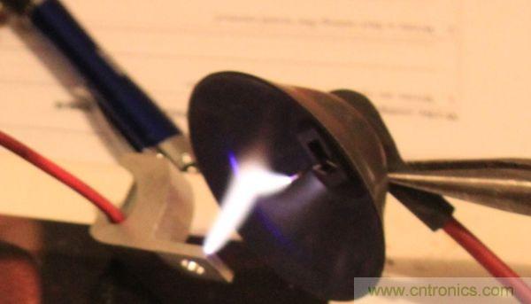 分享:零電壓開關(guān)的設(shè)計(jì)思路及原理分析