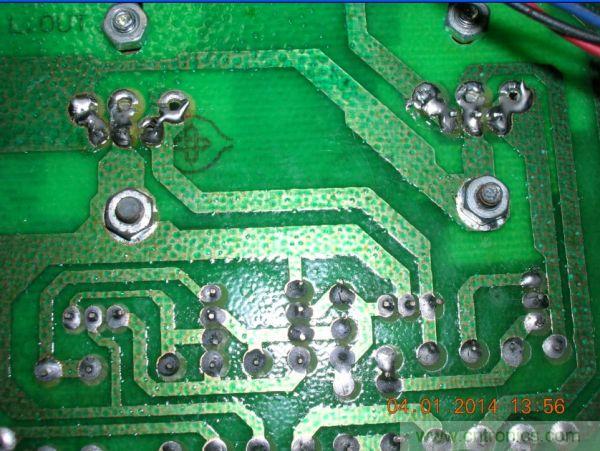 巧奪天工！大神利用山寨功放為高性價比逆變器“穿新衣”