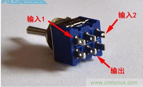 DIY：自制超炫音頻分配器，實(shí)現(xiàn)音箱共用