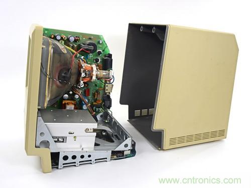 拆！古董級Macintosh 128K電腦