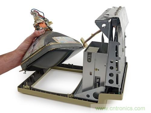 拆！古董級Macintosh 128K電腦