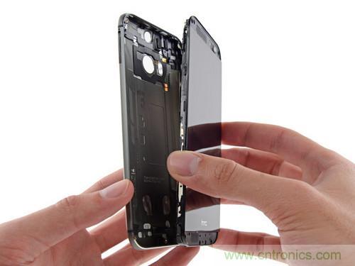 牛人強拆！新HTC One(M8)真機精密做工難修理