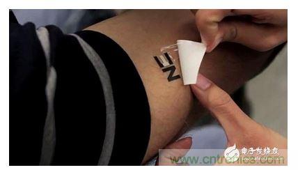  像貼紙一樣，汗水發(fā)電