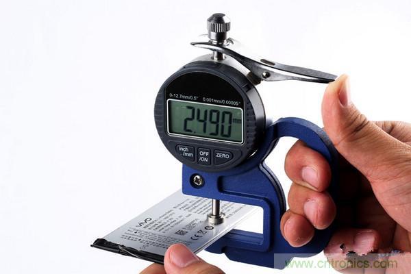 有圖有真相！暴拆VIVO X5 MAX,揭秘“最薄之謎”