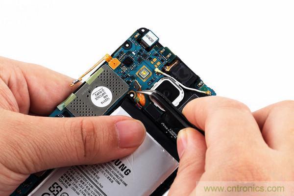 拆解狂魔荼毒新機(jī)三星金屬Galaxy A5，看槽點(diǎn)在何方？
