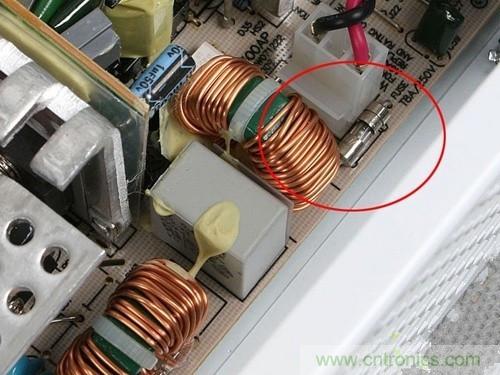 逆變電源設計中，保險絲扮演什么角色？