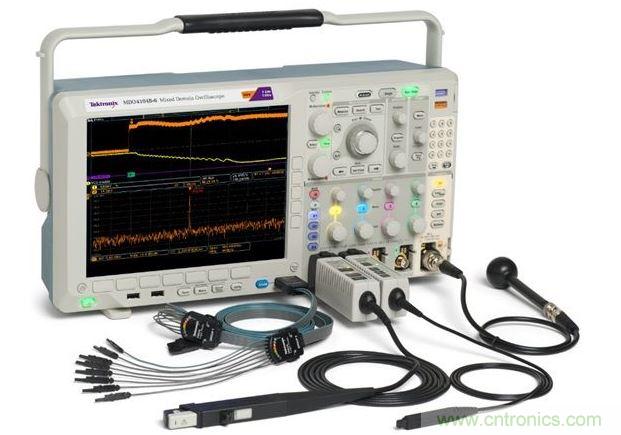混合域示波器(MDO)將頻譜分析儀、示波器和邏輯分析儀組合在一臺儀表內，可以從全部三臺儀器中產生同步的而且與時間關聯(lián)的測量結果。圖中顯示的是泰克公司的MDO4000B。