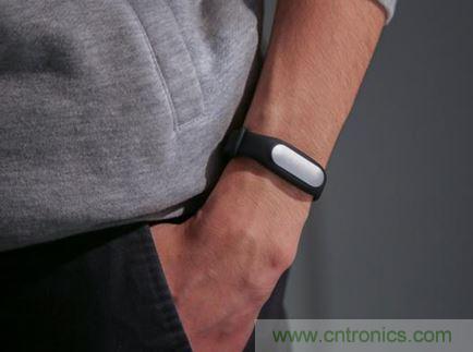 小米手環(huán)光感版體驗：便宜實惠，功能尚可