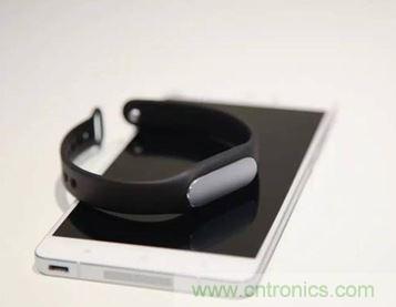 小米手環(huán)光感版體驗：便宜實惠，功能尚可