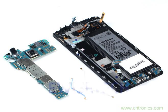 Galaxy Note5拆解，與S系列差距日漸模糊