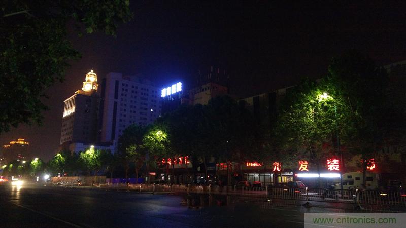 無邊框的 nubia Z9 ，一款既有驚喜，又有驚艷的智能手機