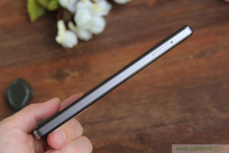 無邊框的 nubia Z9 ，一款既有驚喜，又有驚艷的智能手機