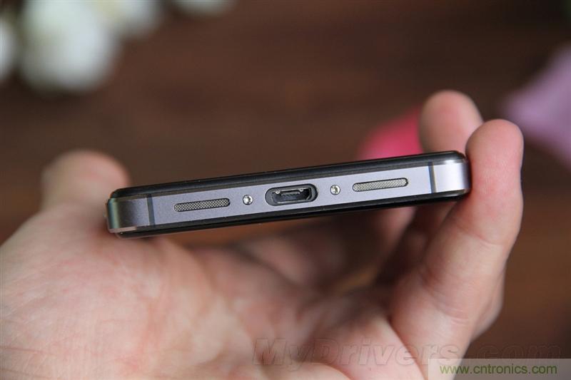無邊框的 nubia Z9 ，一款既有驚喜，又有驚艷的智能手機