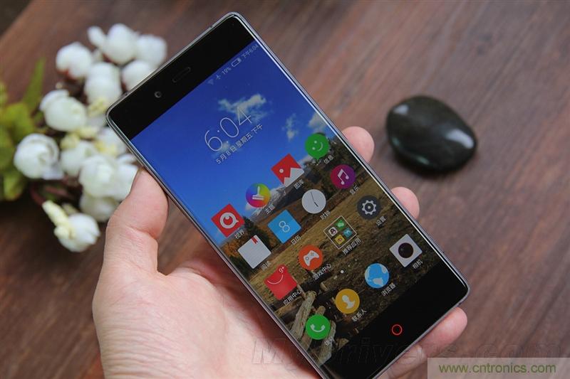 無邊框的 nubia Z9 ，一款既有驚喜，又有驚艷的智能手機