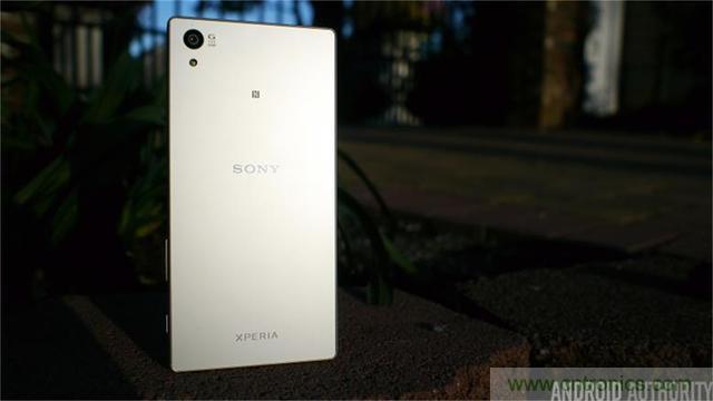 傳奇索尼，憑借Sony Xperia Z5能否在移動市場奪得一席之地？