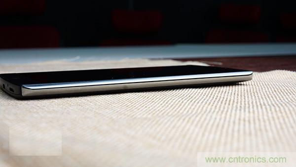 業(yè)界良心 LG V10 評(píng)測(cè):剛毅、冷峻，不失人性化