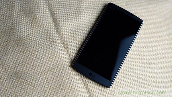 業(yè)界良心 LG V10 評(píng)測(cè):剛毅、冷峻，不失人性化