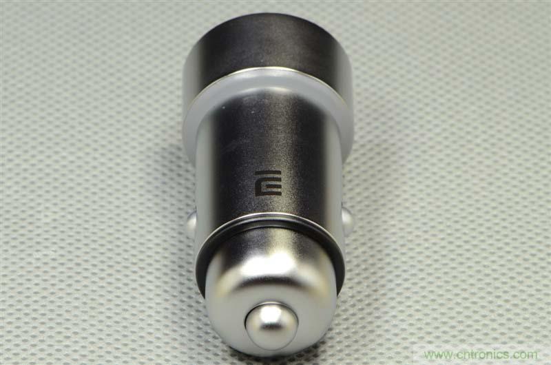 小米車(chē)載充電器拆解評(píng)測(cè)：49元能讓這枚“子彈”飛多遠(yuǎn)？