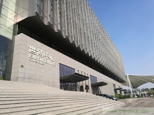 新旗艦Mate 8全評測：橫空出世！能否延續(xù)一機難求？