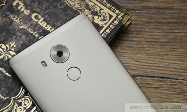 新旗艦Mate 8全評測：橫空出世！能否延續(xù)一機難求？