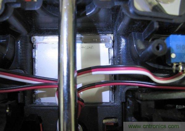 無人機(jī) DIY 制作全過程，酷得不要不要的！