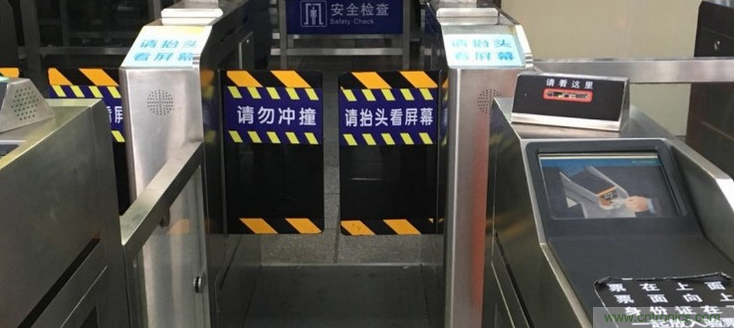 “刷臉”進(jìn)站，火車站的人臉識(shí)別靠譜嗎？