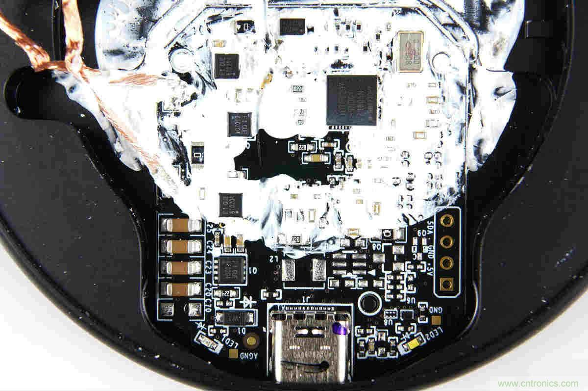 拆解對(duì)比：系出同門，小米、紫米無(wú)線充電器的差別有多大？