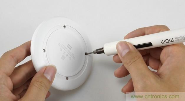 拆解對(duì)比：系出同門，小米、紫米無(wú)線充電器的差別有多大？