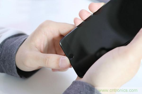 魅族M15拆解：做工精致，壓感Home鍵采用中國芯