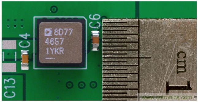 20VIN、8A高效率微型封裝降壓型µModule器件
