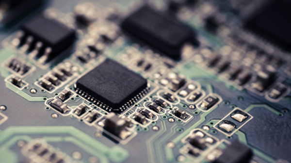 運算放大器輸出電壓反向問題：正確選型，輕松化解！